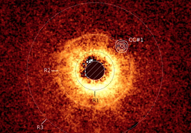 Eerste directe afbeelding van exoplaneet vastgelegd door James Webb-telescoop van NASA