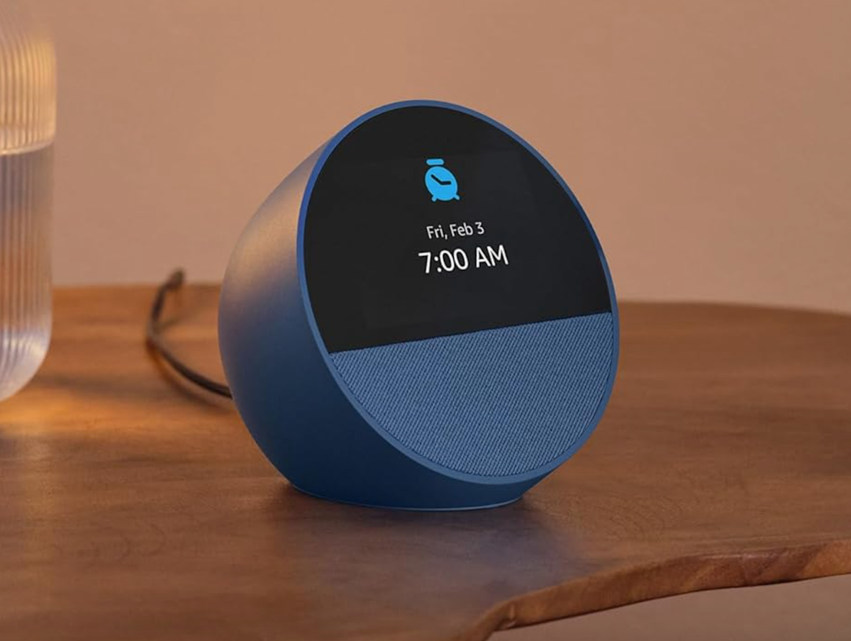 Koop de slimme wekker Echo Spot voor slechts $ 50