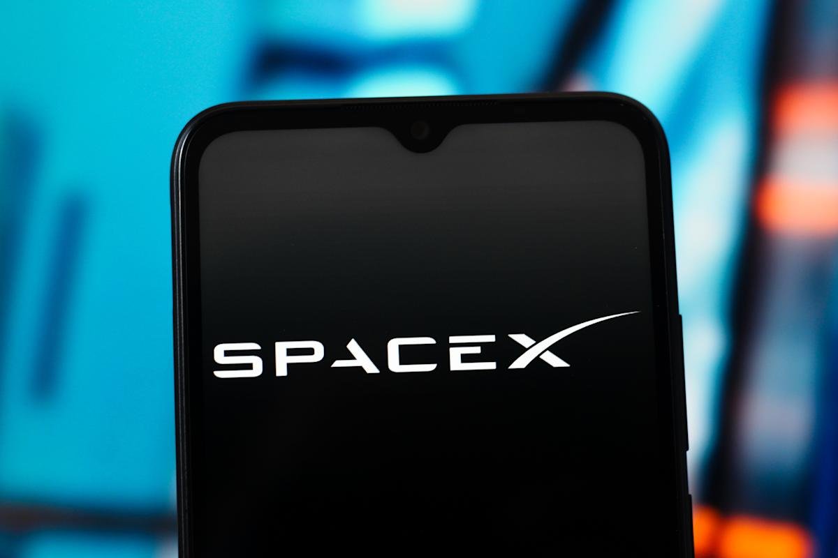 SpaceX neemt kunstmatige intelligentiebedrijf xAI over van Elon Musk