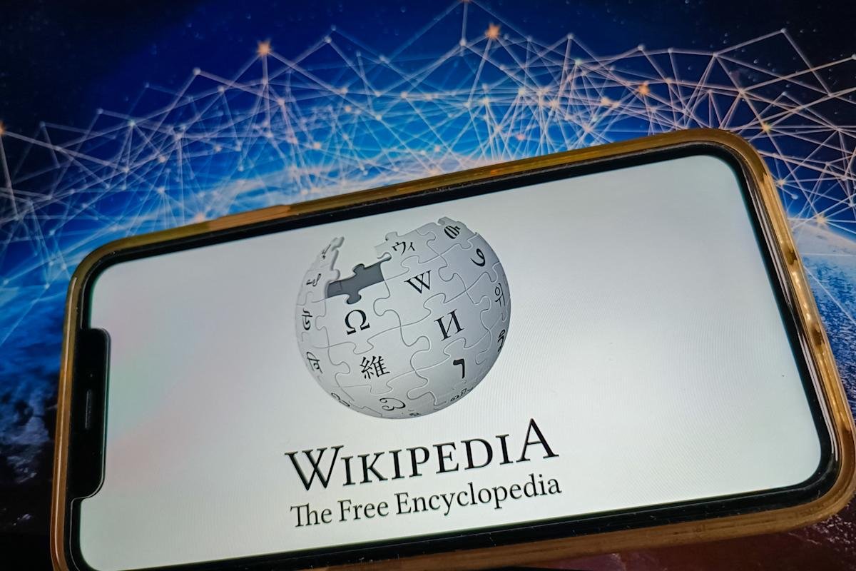 Wikipedia omgezet in sociale media-feed door ontwikkelaar