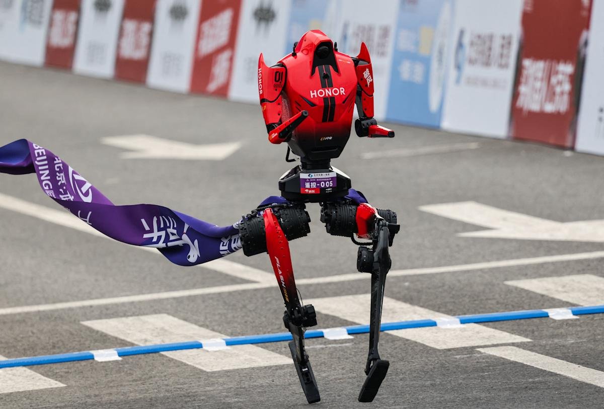 Beijing Robotic Halve Marathon keert terug met minder gênante resultaten