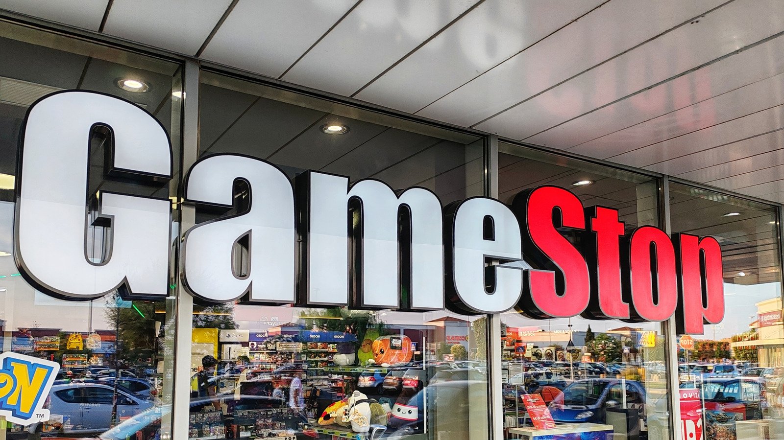GameStop overweegt bod op eBay.